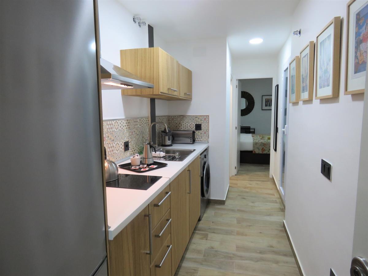 Living Sevilla Apartments Hercules Exterior photo