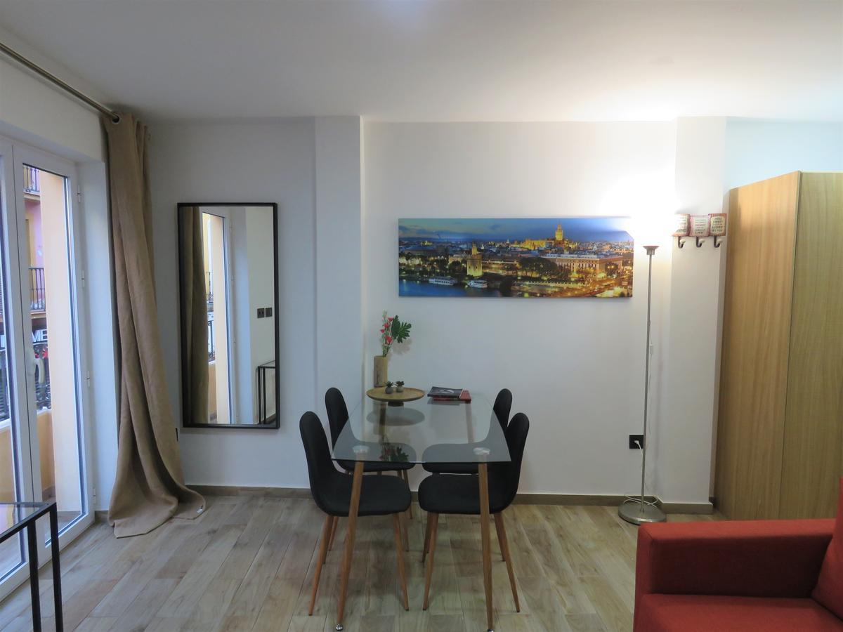 Living Sevilla Apartments Hercules Exterior photo