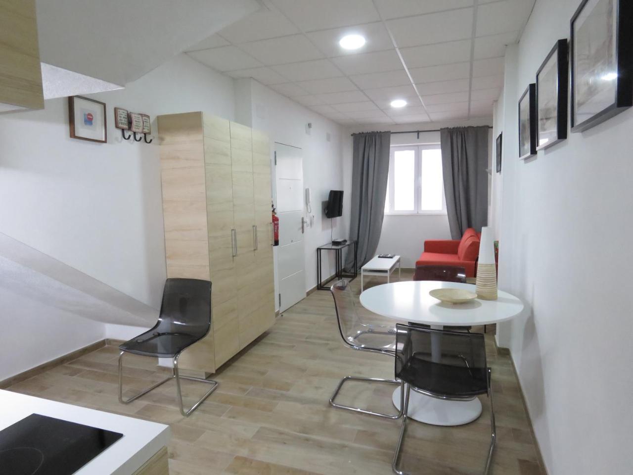 Living Sevilla Apartments Hercules Exterior photo