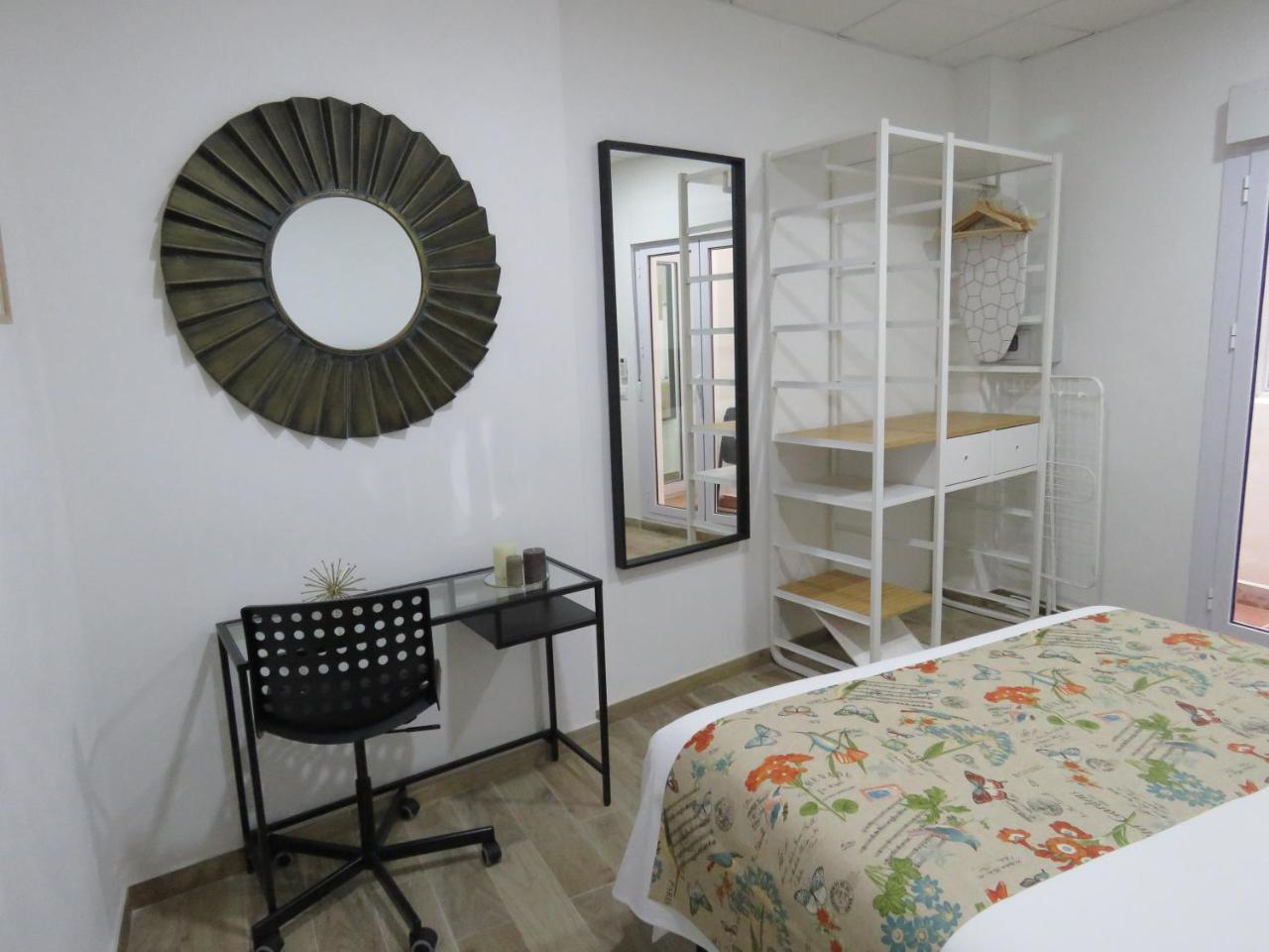 Living Sevilla Apartments Hercules Exterior photo